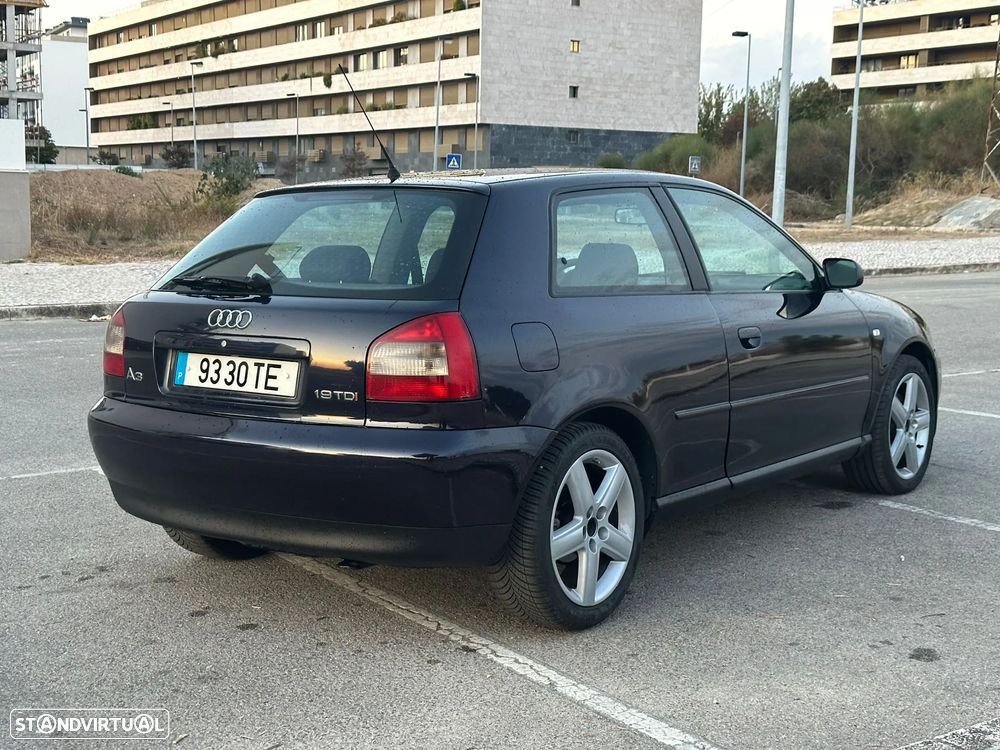 Audi A3 1.9 TDI Ambiente - 9