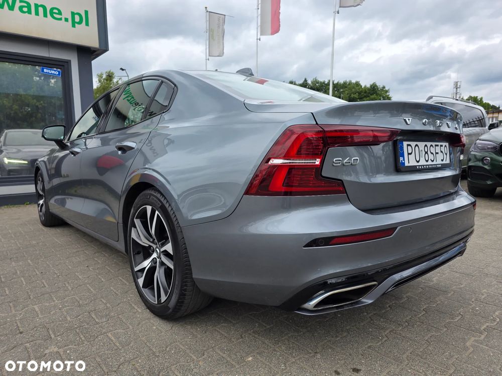 Volvo S60 B4 B R-Design - 10
