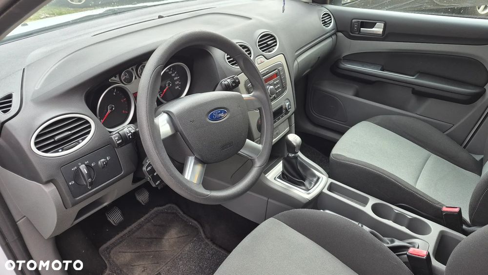 Ford Focus - 9