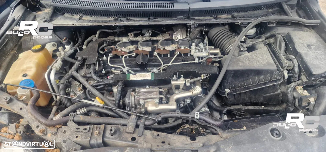 Toyota Avensis D-4D para peças - 11