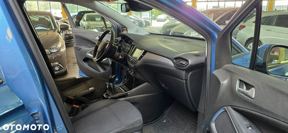 Opel Crossland X - 17