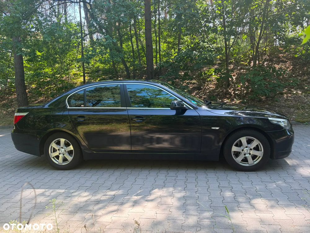 BMW Seria 5 520d Edition Exclusive - 7