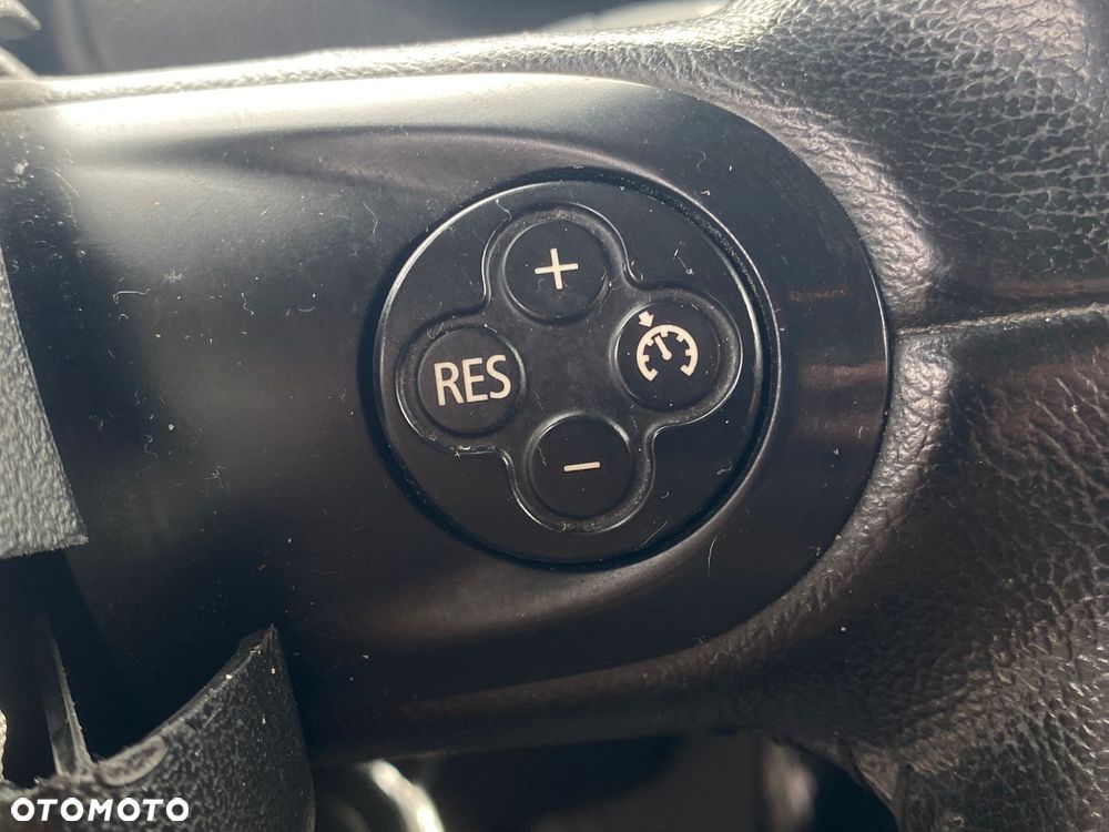 MINI Countryman Cooper D ALL4 - 19