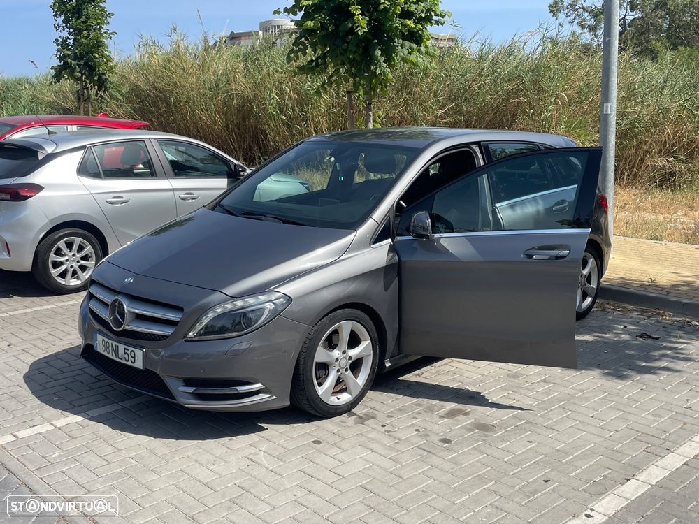 Mercedes-Benz B 180 CDI BlueEFFICIENCY - 1