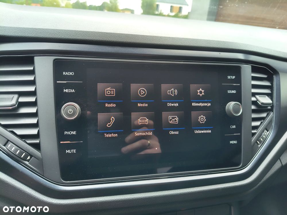 Volkswagen T-Roc - 15