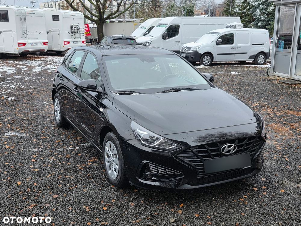 Hyundai i30 1.5 DPI Classic + - 5