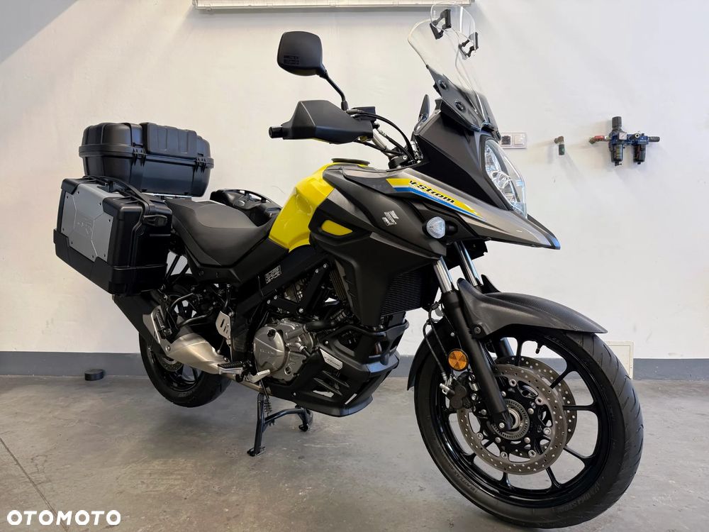Suzuki V-STROM - 1