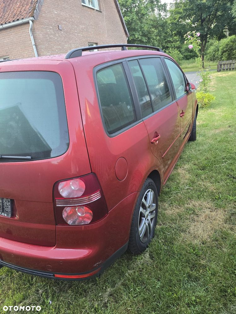 Volkswagen Touran - 7