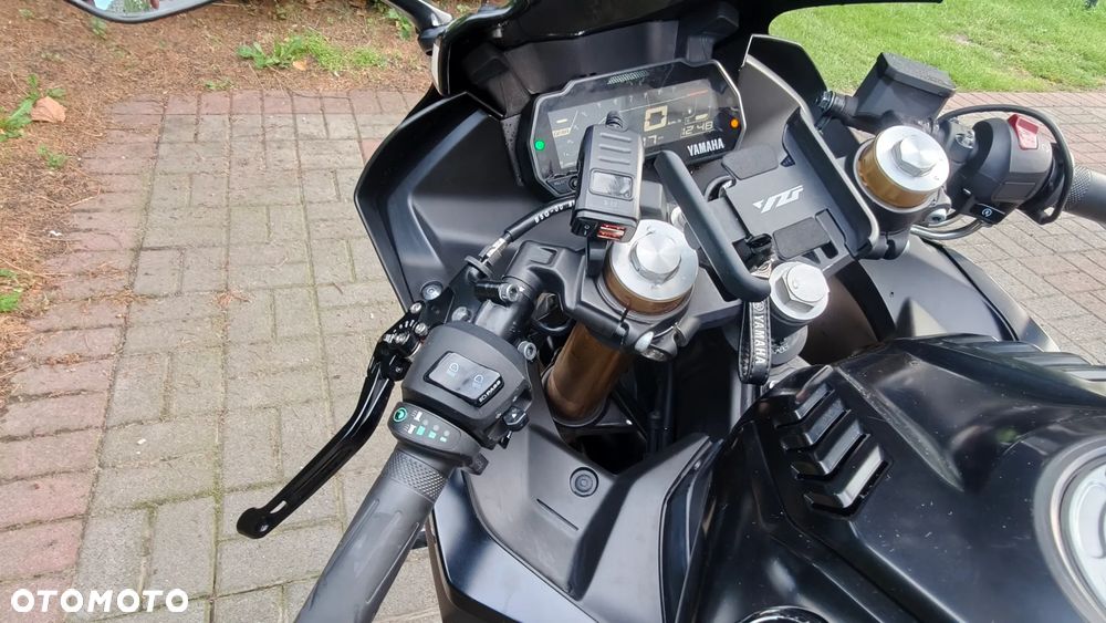 Yamaha YZF - 12