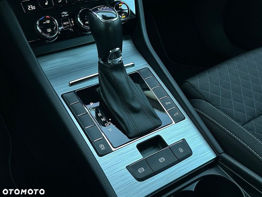 Skoda Superb 1.5 TSI Ambition DSG - 21