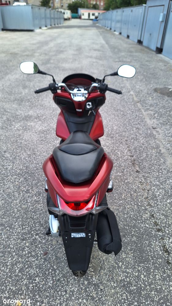 Honda PCX - 10