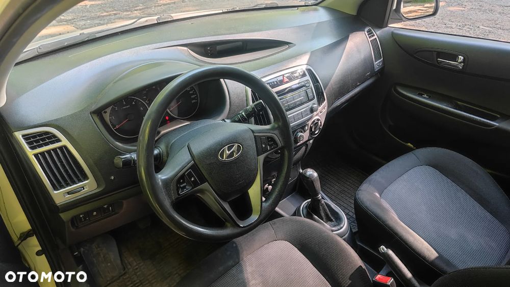 Hyundai i20 1.1 CRDi Comfort - 8