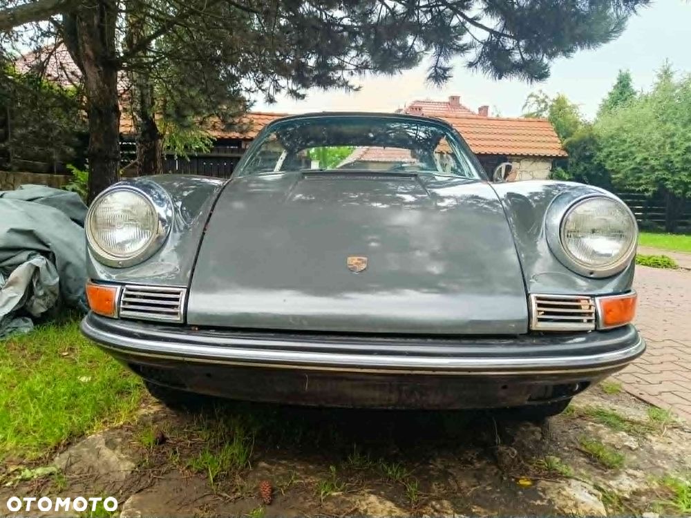 Porsche 911 - 9