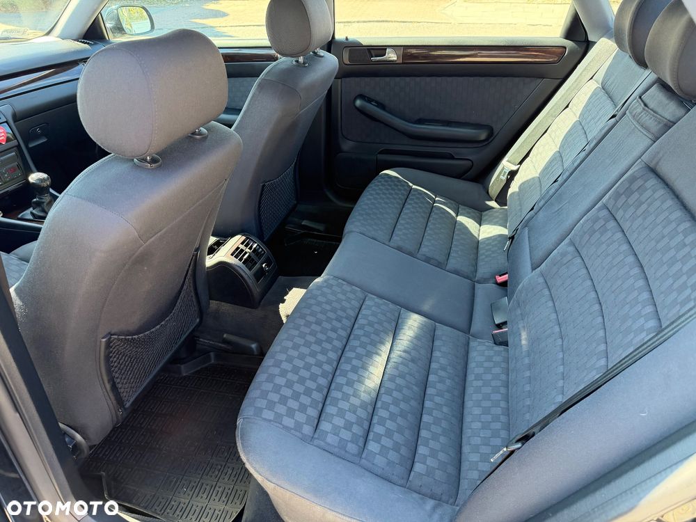 Audi A6 Limousine 1.8T - 11