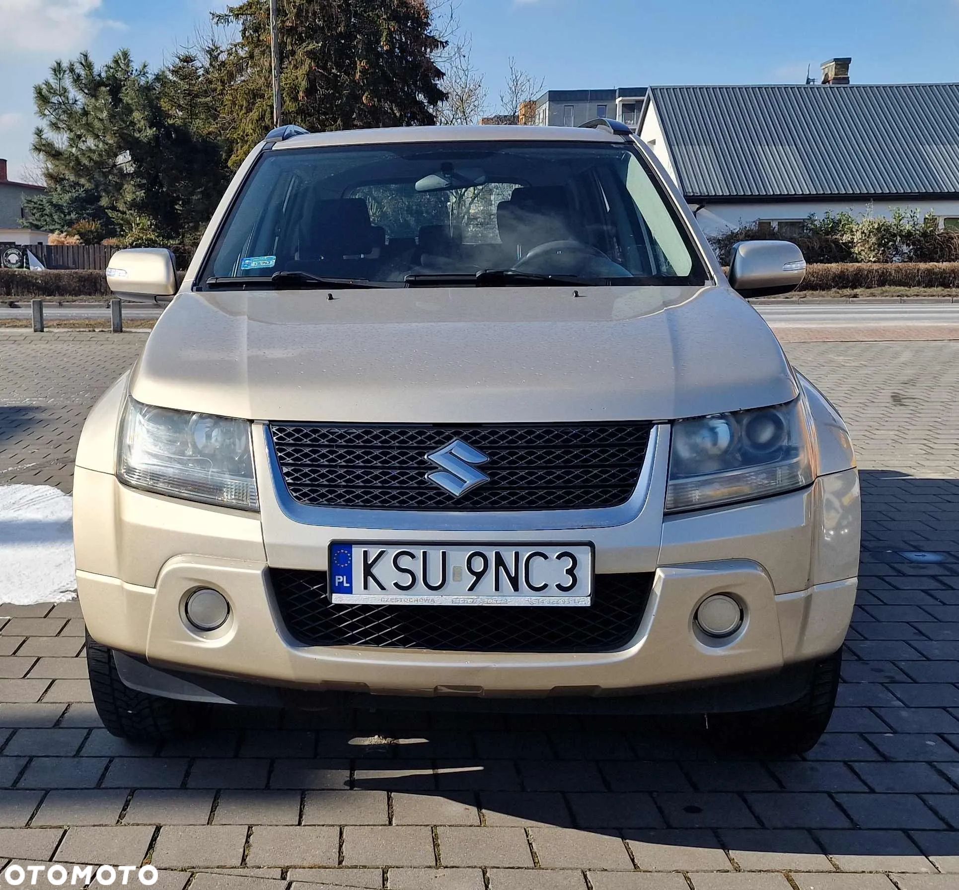 Suzuki Grand Vitara 2.0 Comfort - 1