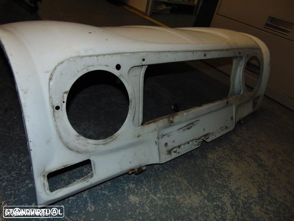 Renault 4L capot - 4