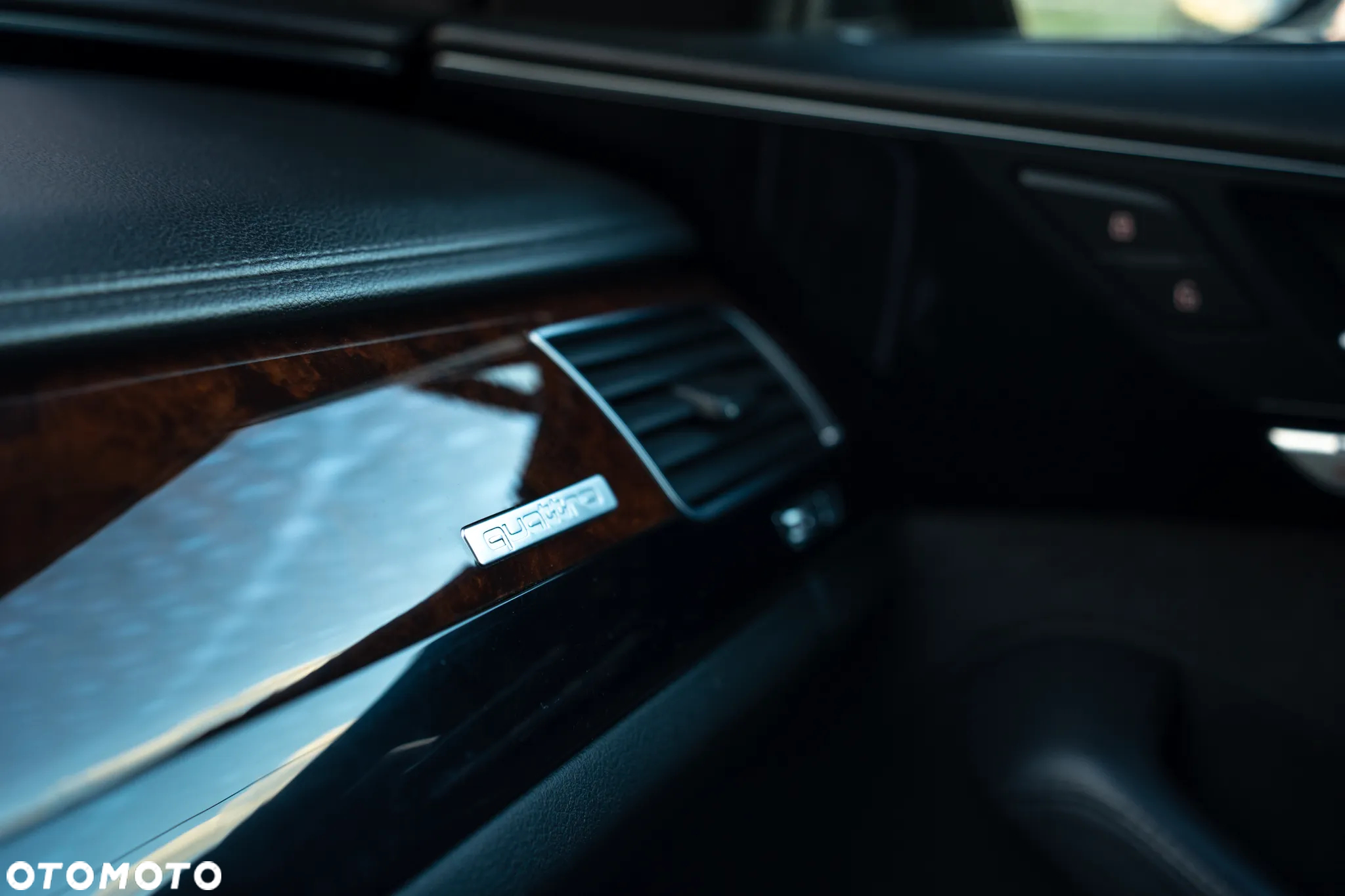 Audi A8 - 21