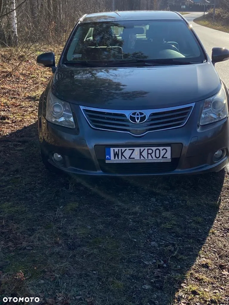 Toyota Avensis 2.0 Executive - 3