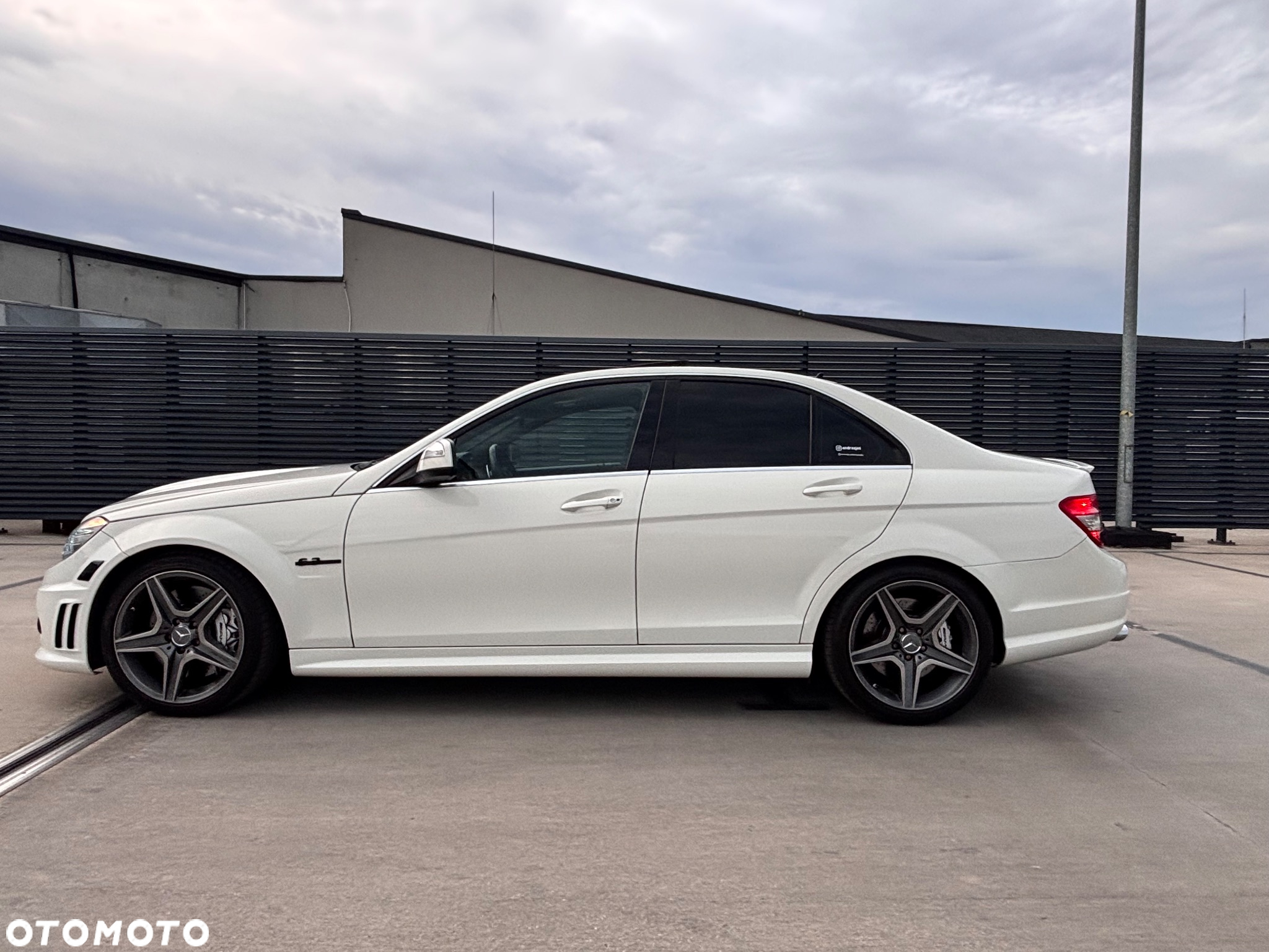 Mercedes-Benz Klasa C 63 AMG 7G-TRONIC - 3