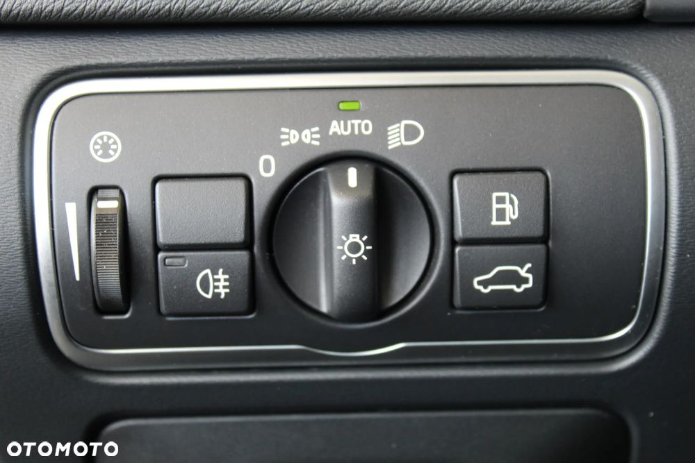 Volvo S60 T3 Drive-E Kinetic - 23