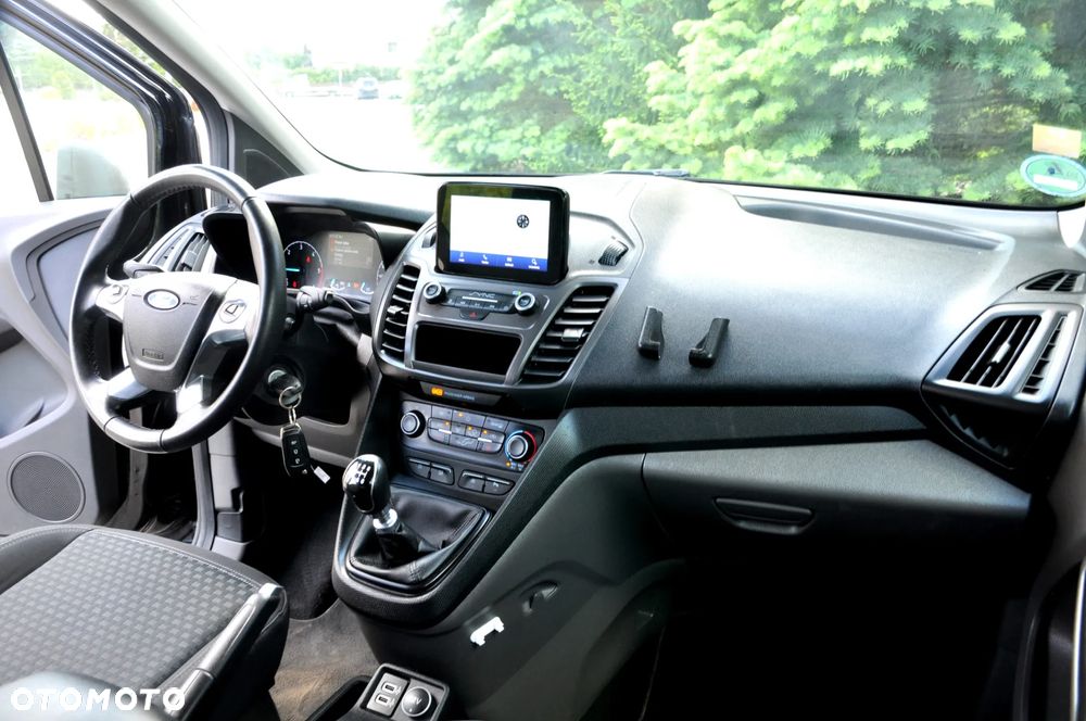 Ford Tourneo Connect 1.5 EcoBlue Titanium - 25