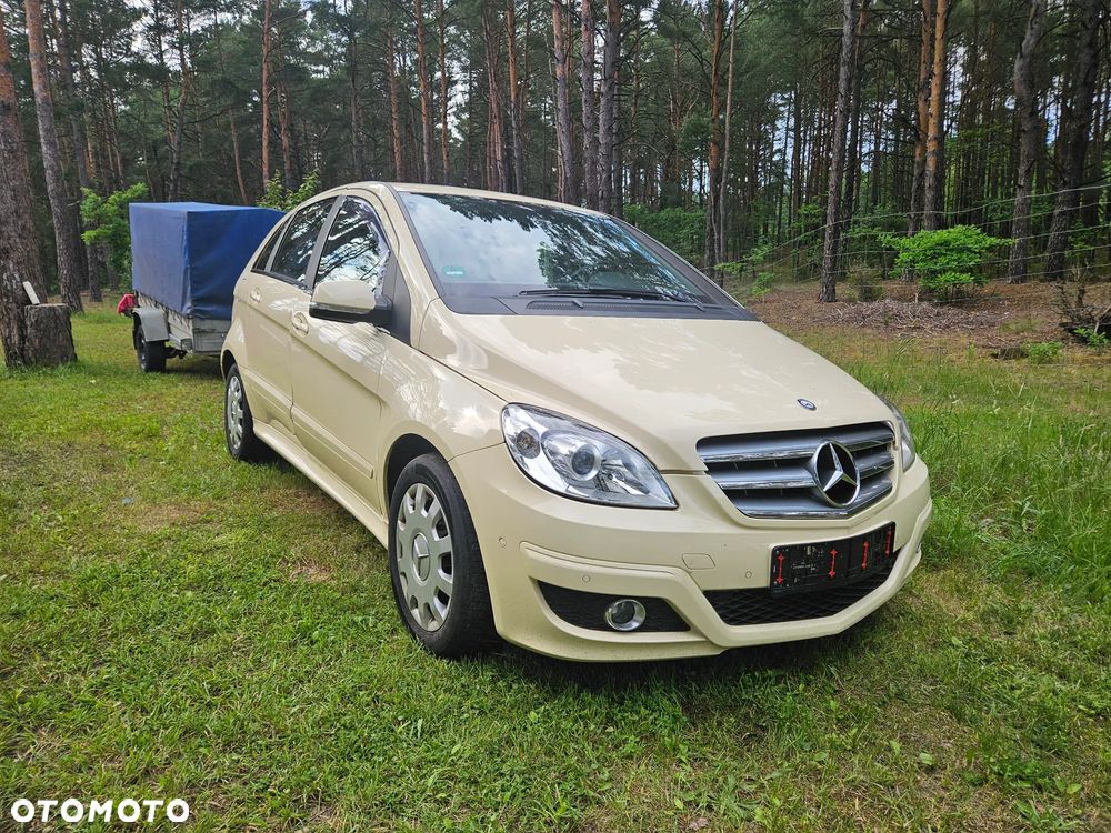 Mercedes-Benz Klasa B 180 CDI Autotronic Special Edition - 1