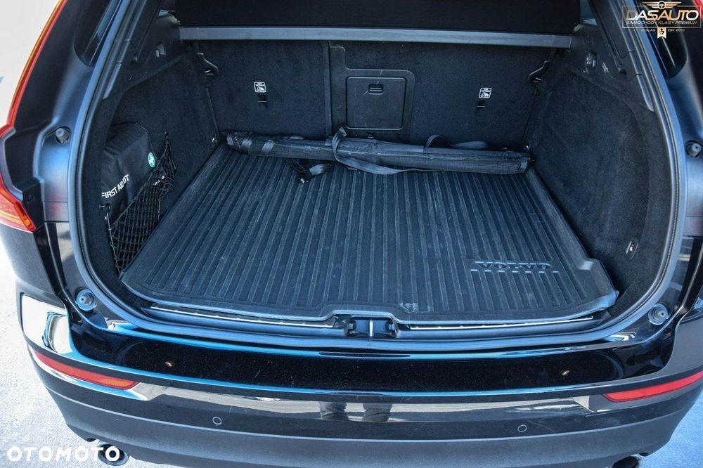 Volvo XC 60 B4 D AWD Geartronic Inscription - 29