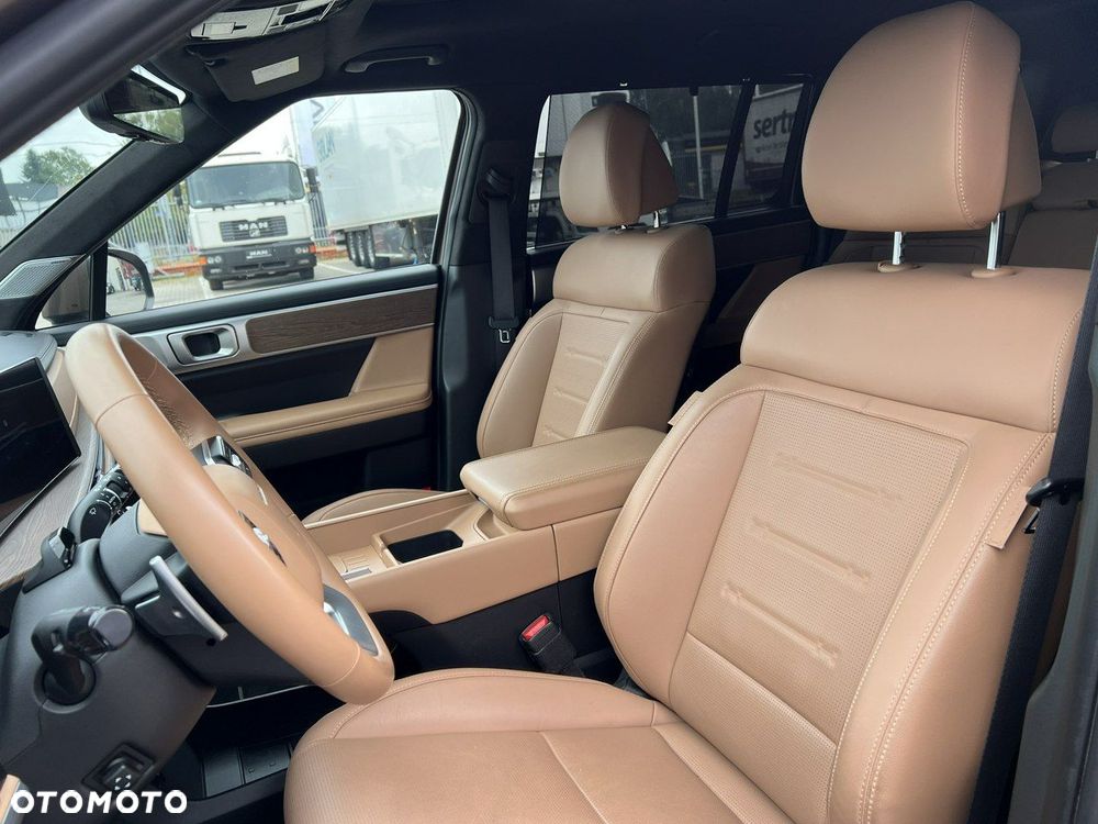 Hyundai Santa Fe - 8