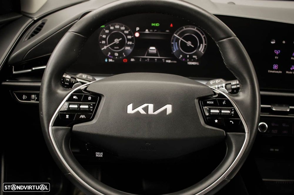 Kia Niro EV 64kWh Drive - 12