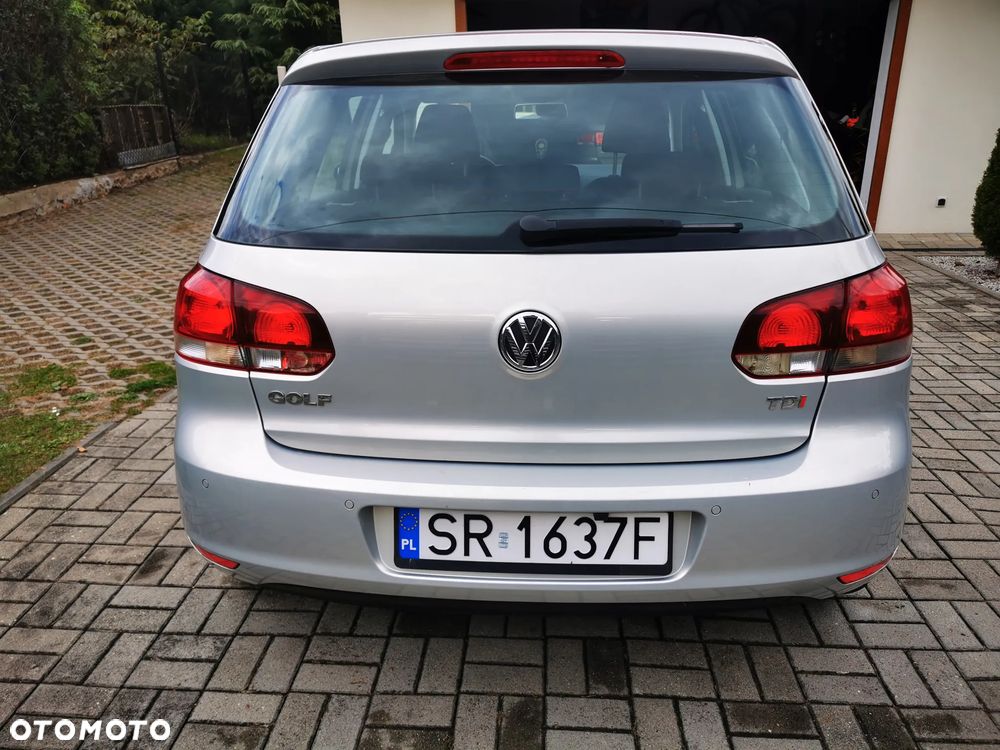 Volkswagen Golf 2010 photo 3