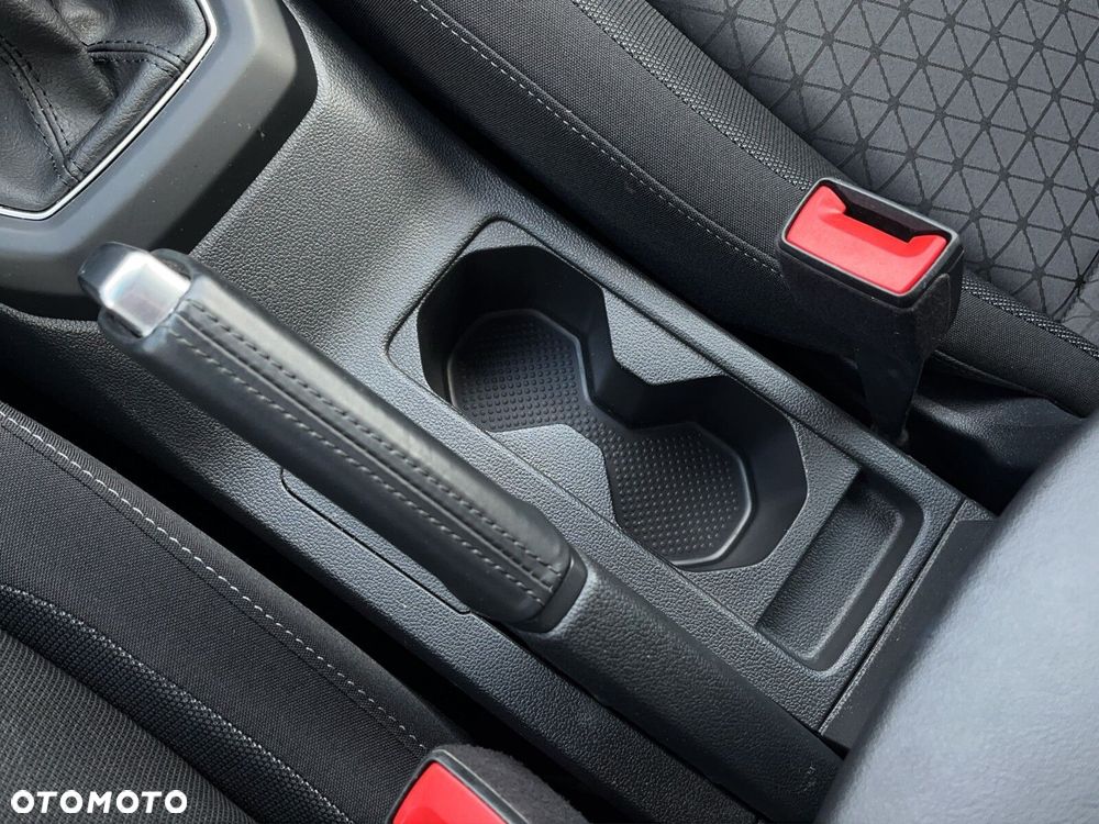 Volkswagen T-Cross 1.0 TSI Life DSG - 27