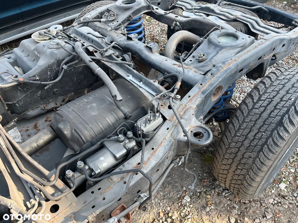 RAMA jak NOWA !  Toyota Land Cruiser 200 LC200 - 8