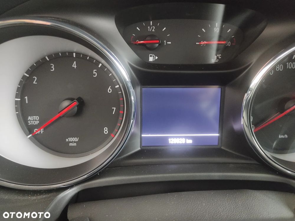 Opel Insignia 1.5 T Enjoy S&S - 13