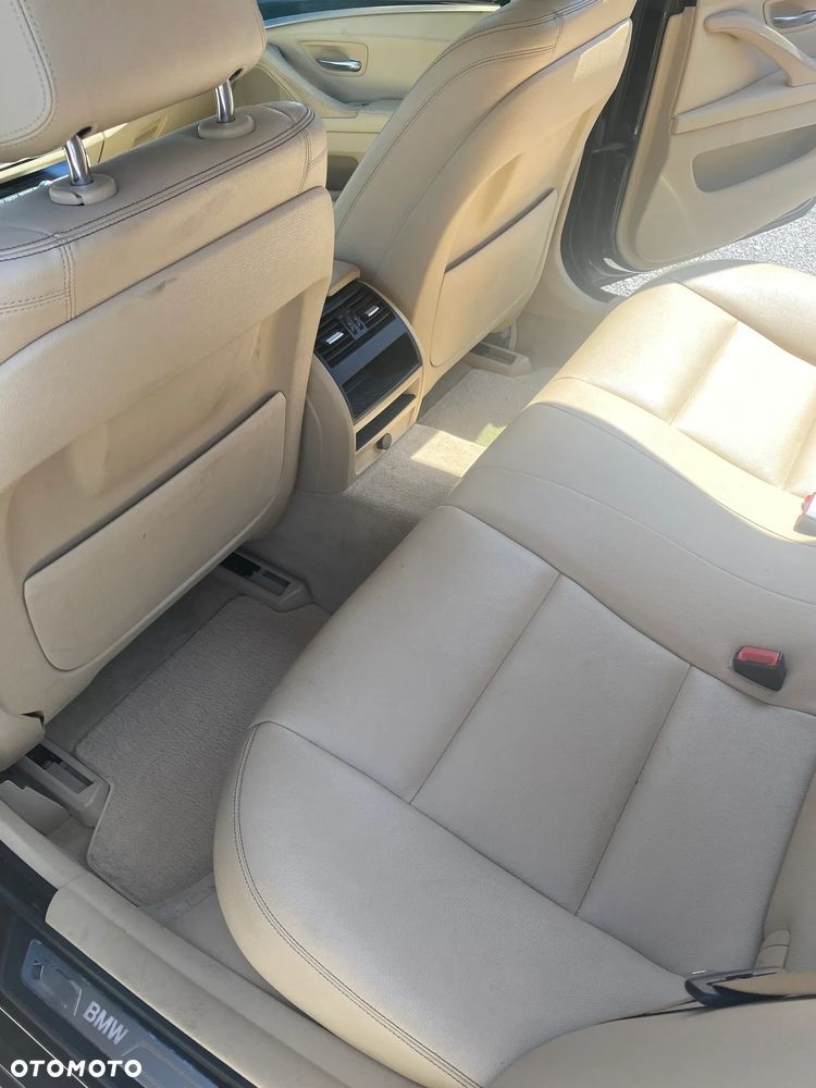 BMW Seria 5 520d Luxury Line - 7