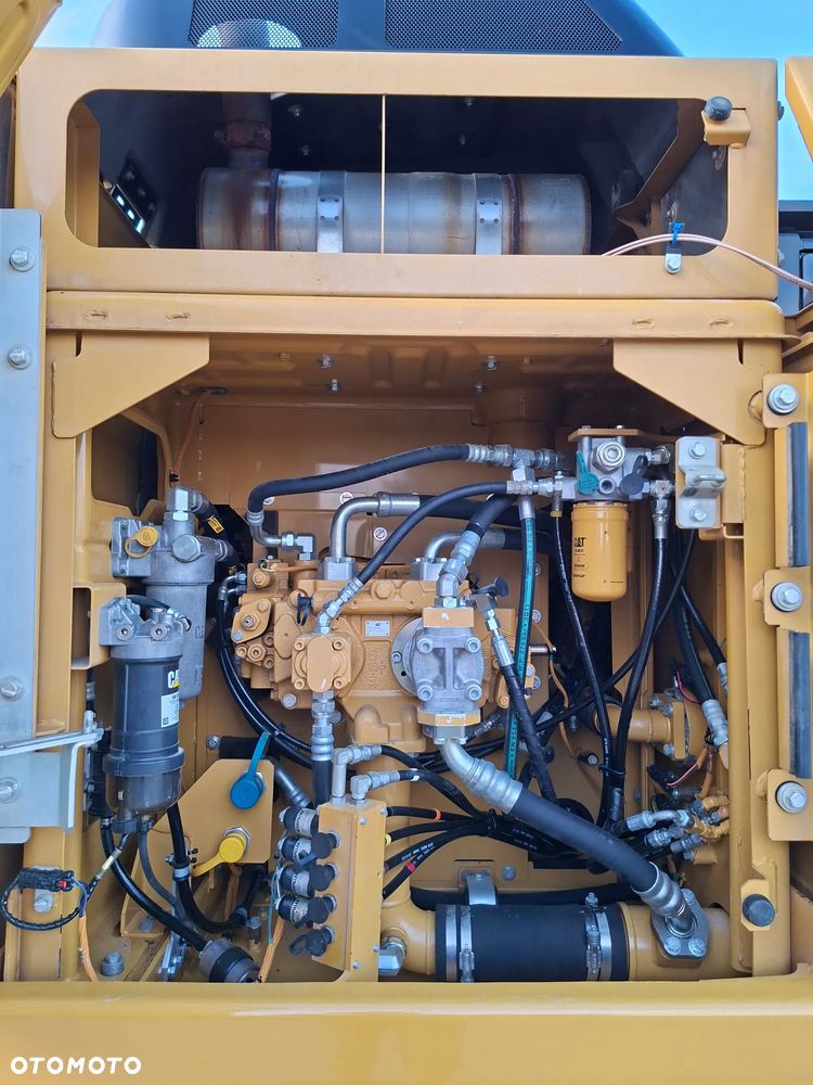 Caterpillar CAT 320 EL - 25