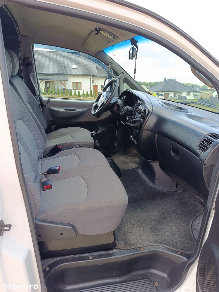 Hyundai H-1 - 9