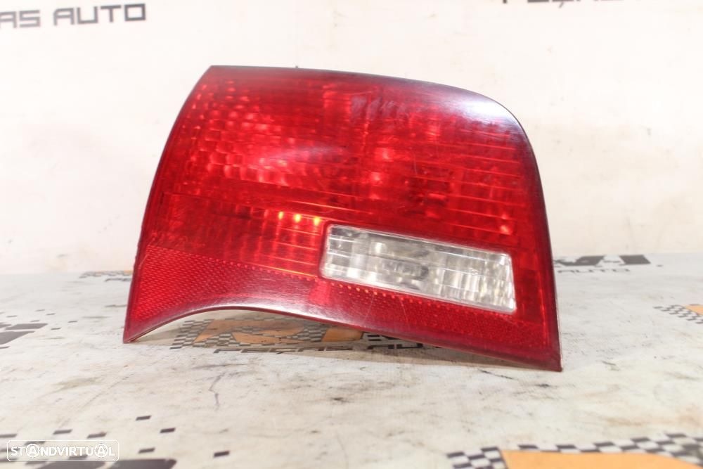 Farolim Esquerdo Audi A6 Avant (4F5, C6)  4F9945093b / 89037747 / Mala - 2