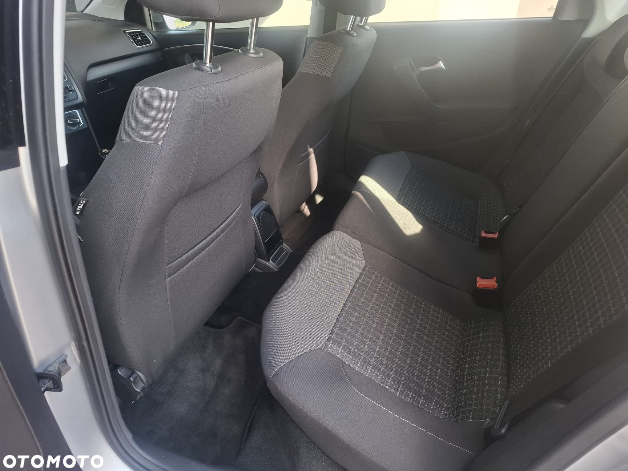 Volkswagen Polo 1.4 TDI (Blue Motion Technology) Comfortline - 11