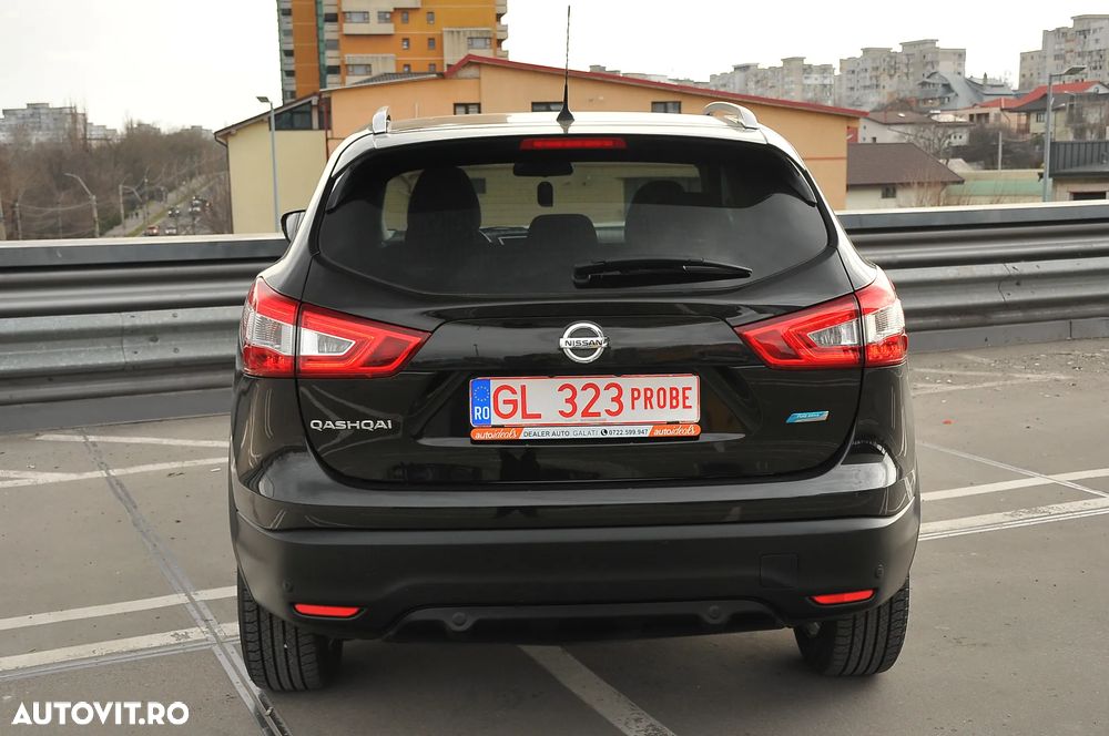 Nissan Qashqai 1.5 DCI N-Connecta - 10