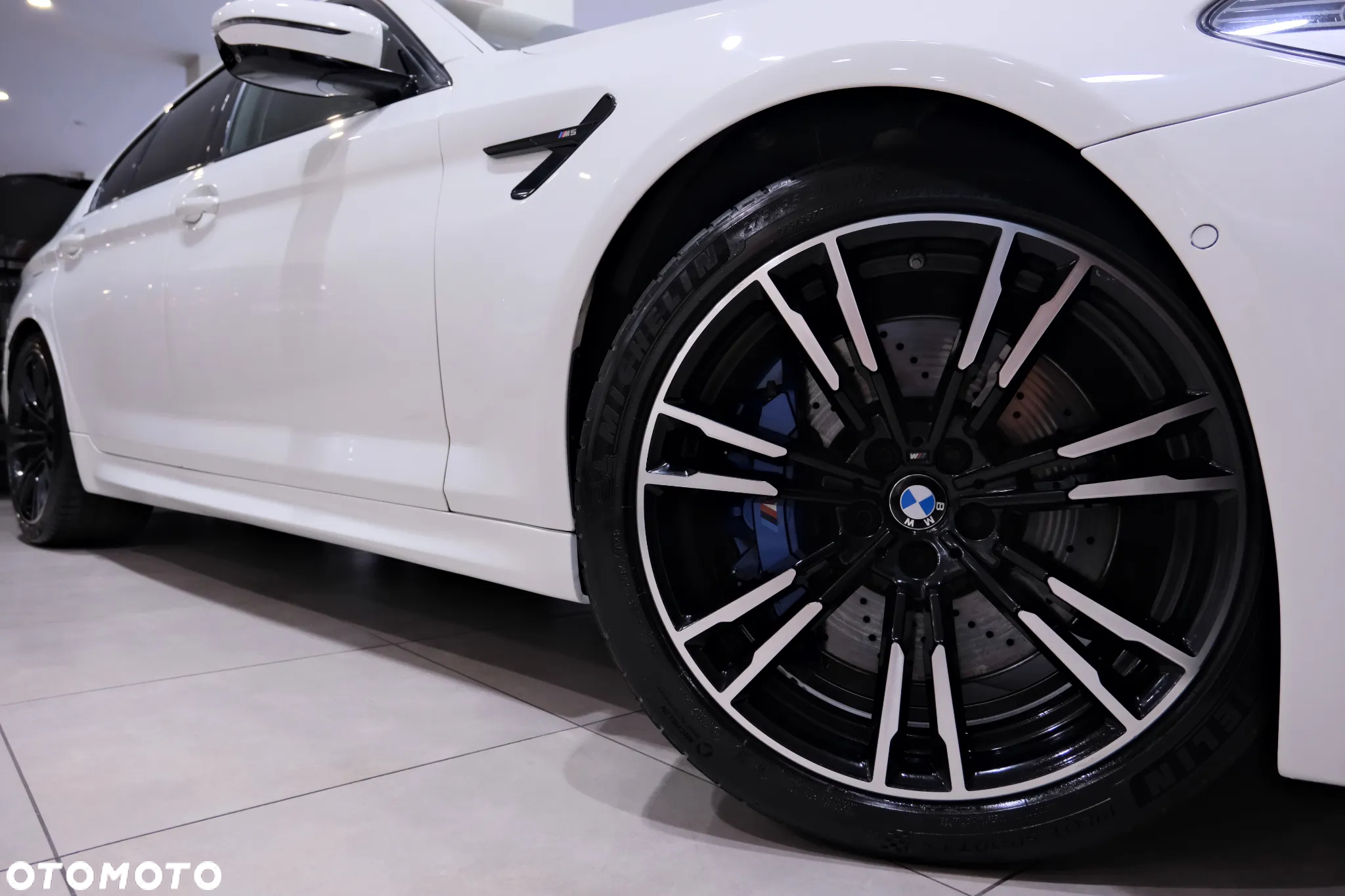 BMW M5 Standard - 6