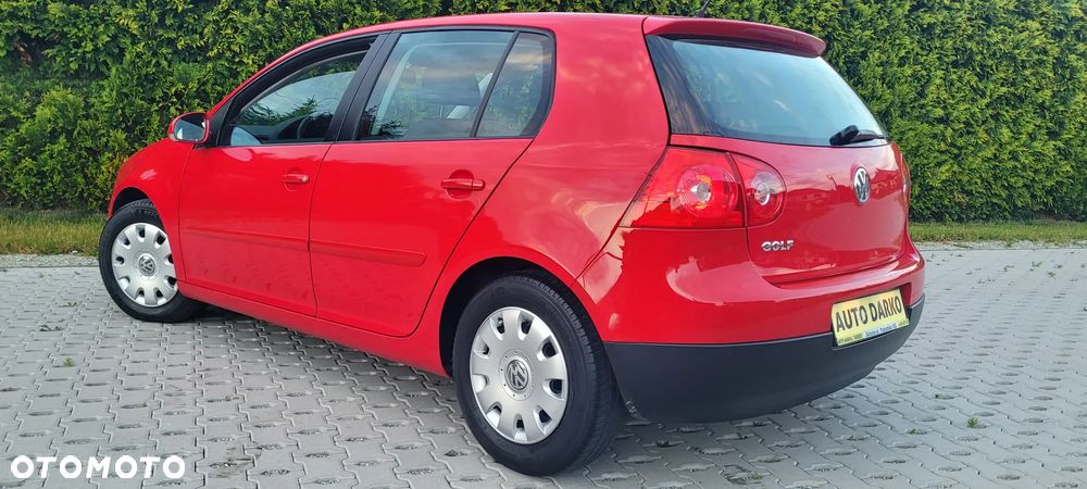 Volkswagen Golf - 37