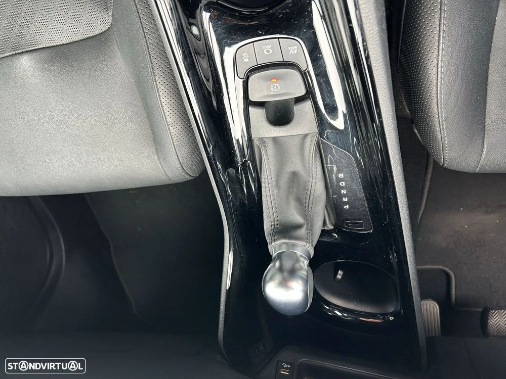 Toyota C-HR 1.8 Hybrid Exclusive+P.Luxury - 11