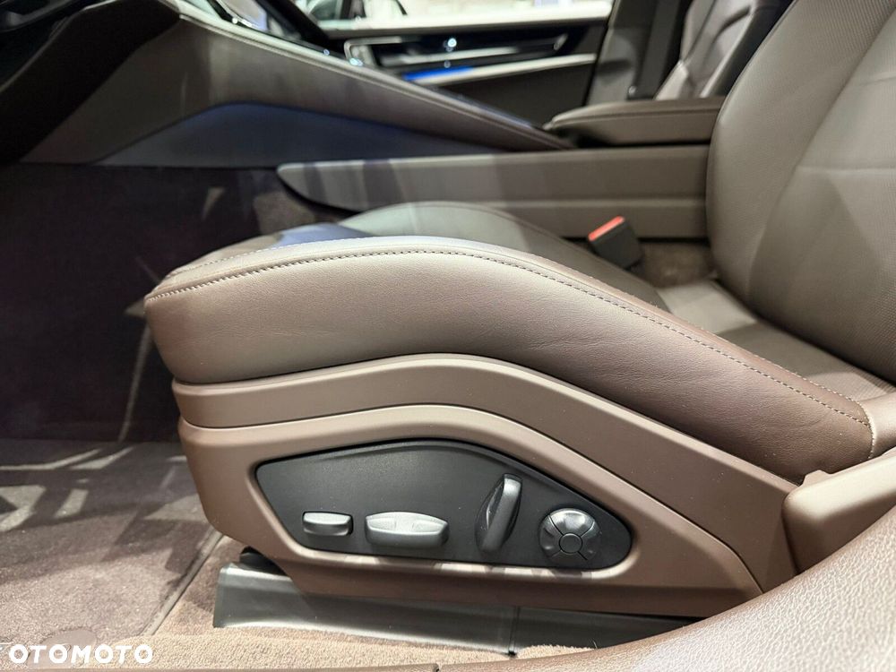 Porsche Panamera - 19