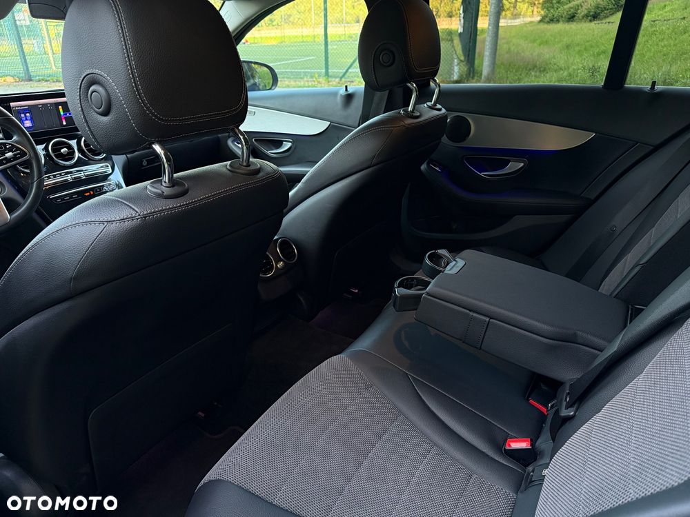 Mercedes-Benz Klasa C 220 d 9G-TRONIC - 20