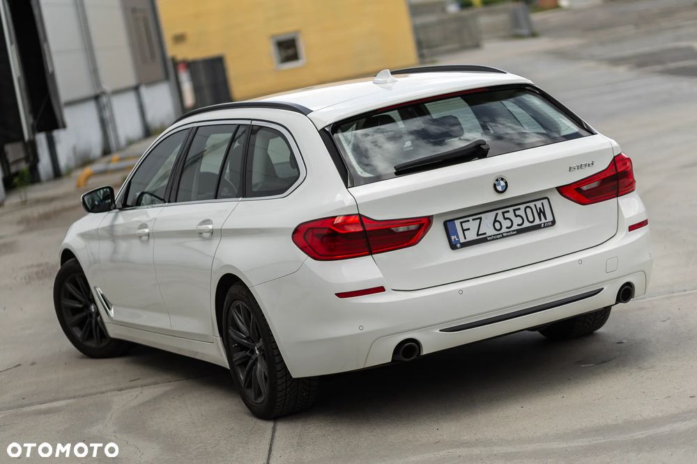 BMW Seria 5 518d Sport Line sport - 17