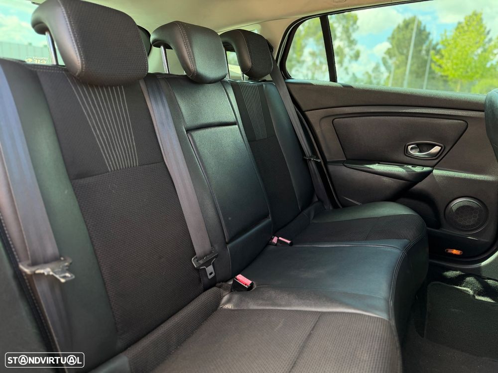 Renault Mégane Sport Tourer 1.5 dCi Dynamique - 8