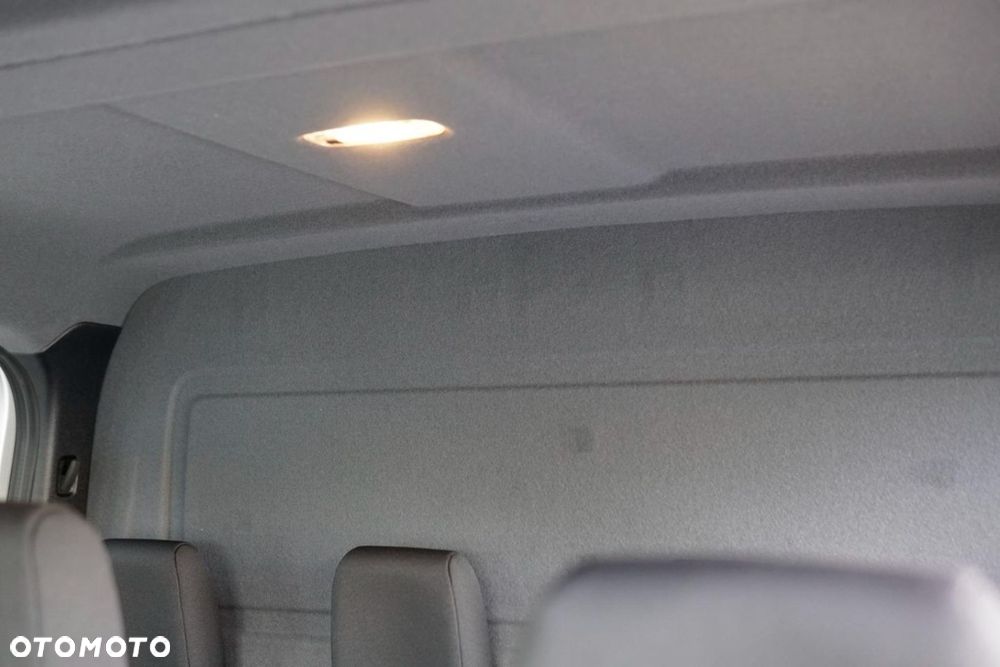 Mercedes-Benz Sprinter - 20