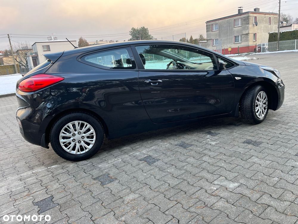 Kia ProCeed 1.4 M - 18