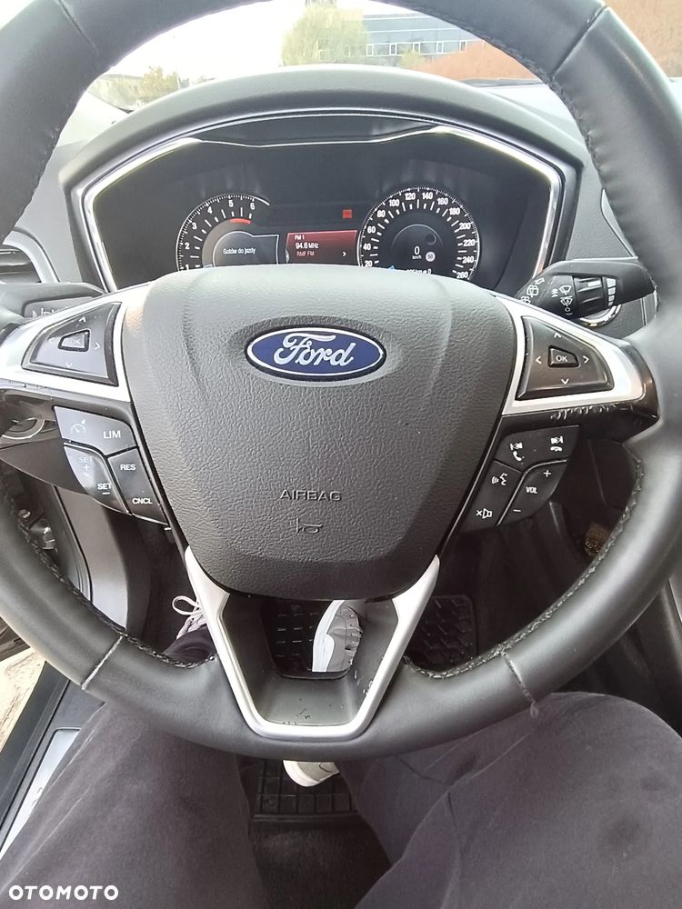 Ford Mondeo - 18