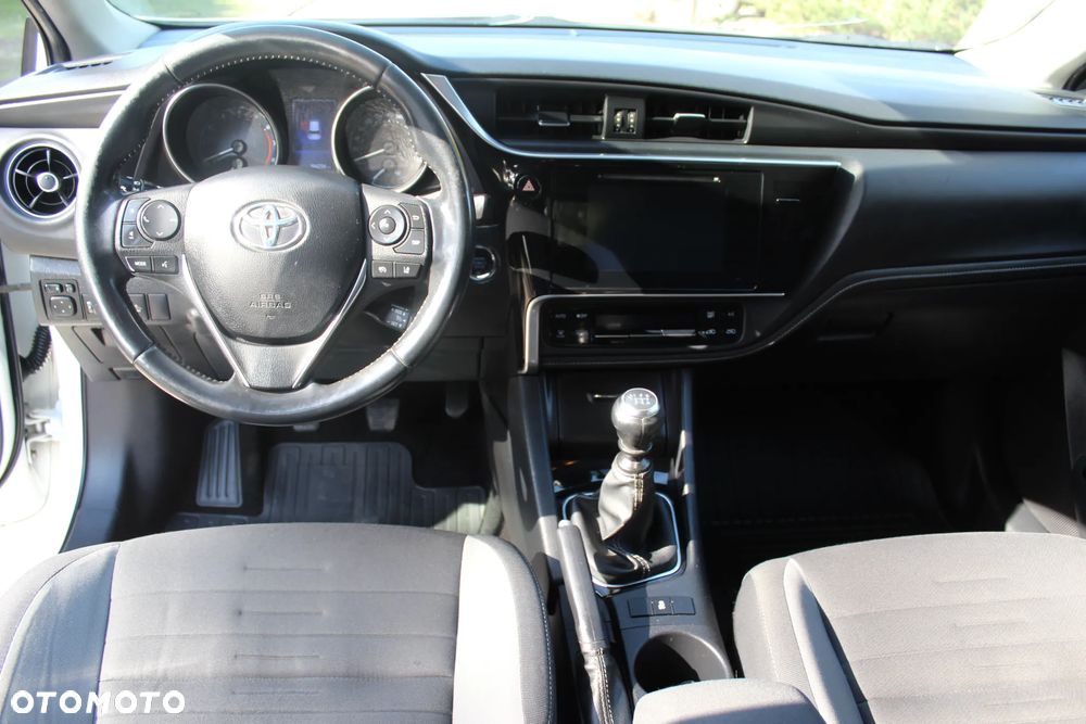 Toyota Auris 1.33 Dual-VVT-i Comfort - 13